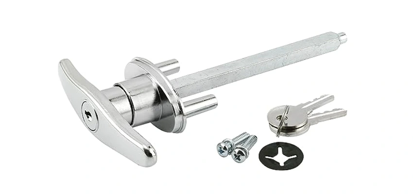 Old Style Garage Door Locks Replacements in Taft, California